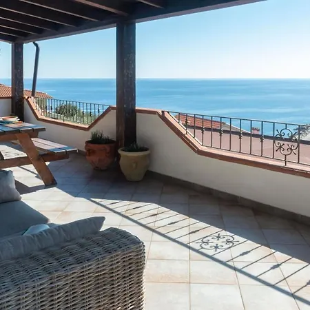Welcomely - La Cornice Sul Golfo *